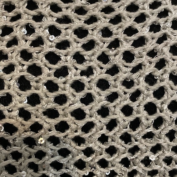 Lane Bryant gray sequence O/S 1/4 sleeves sweater- size large - Picture 7 of 10